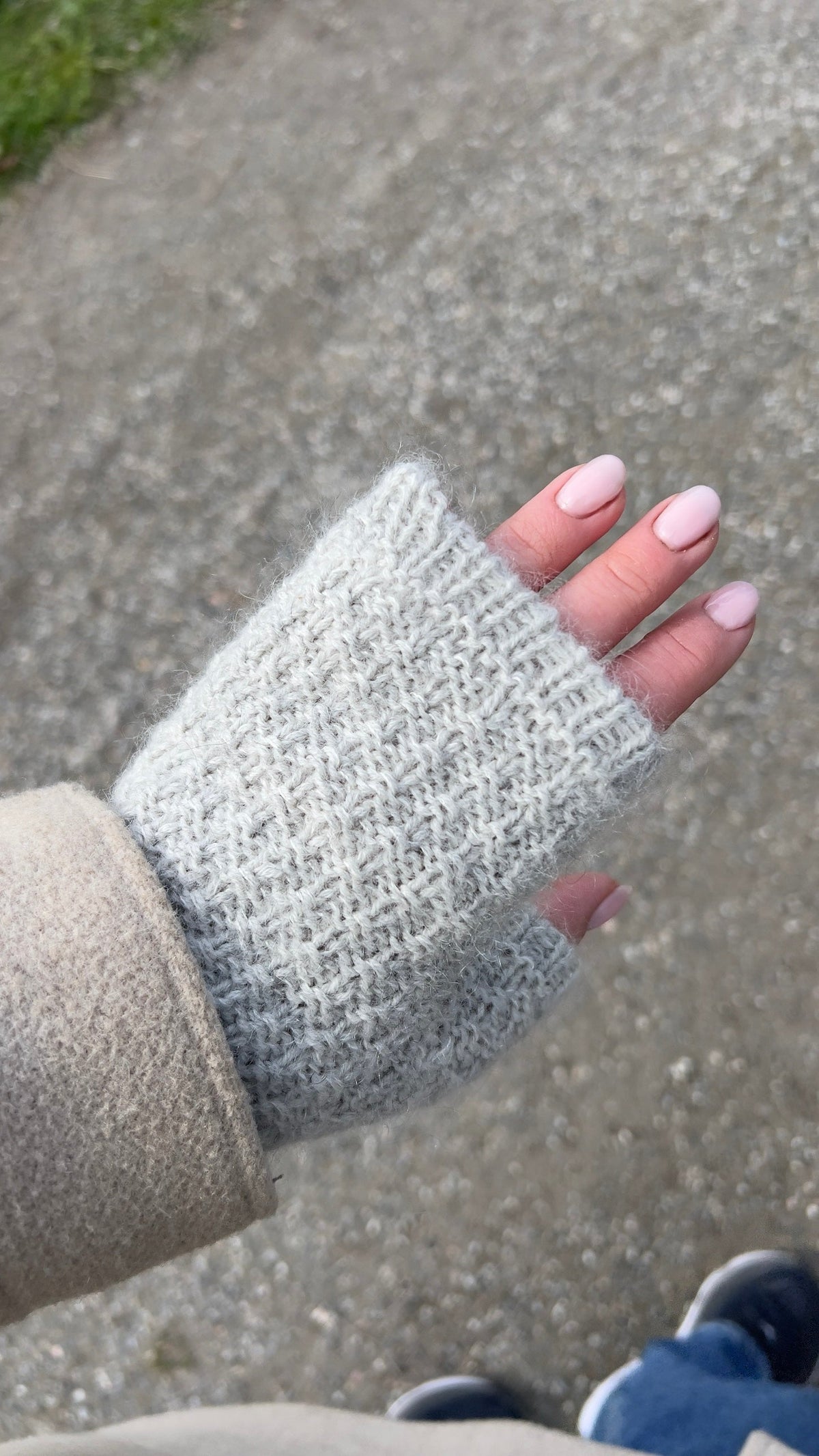 Mistlight Gloves